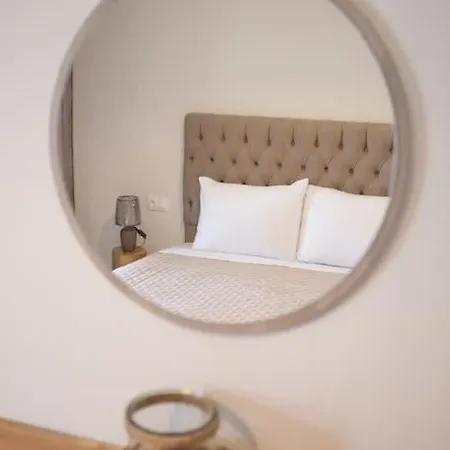 Ilenia Apartment *
